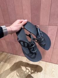 Tong Hermès T.37