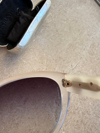 Chanel Lunettes blanches 02/08