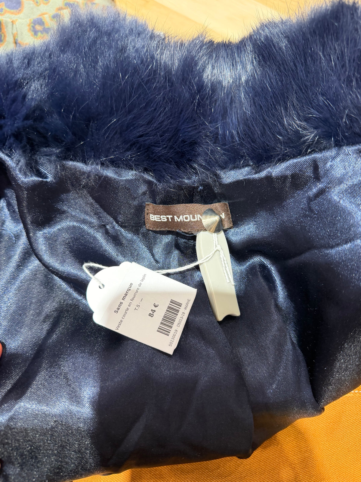 Veste courte en fourrure de lapin - T.S 04/09