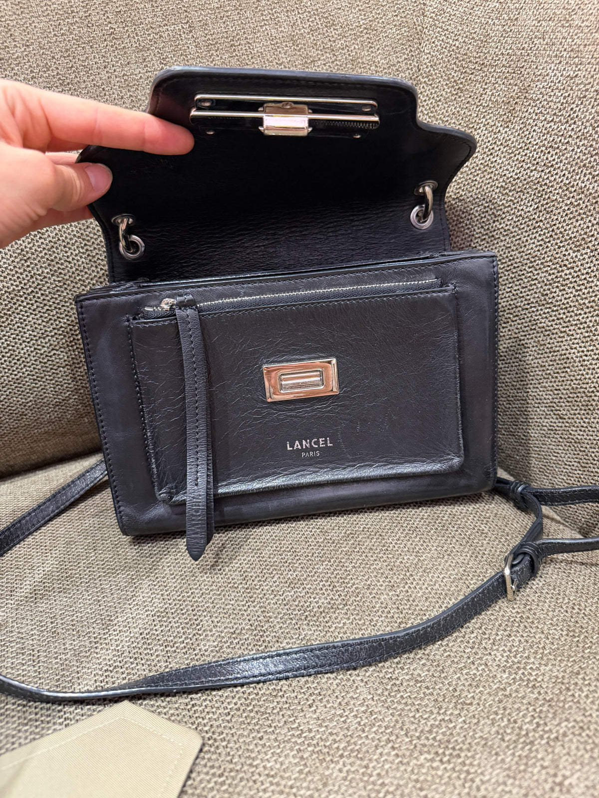 Sac lancel noir en cuir 11/08