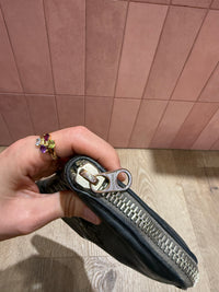 Pochette cuir grise Zadig & Voltaire