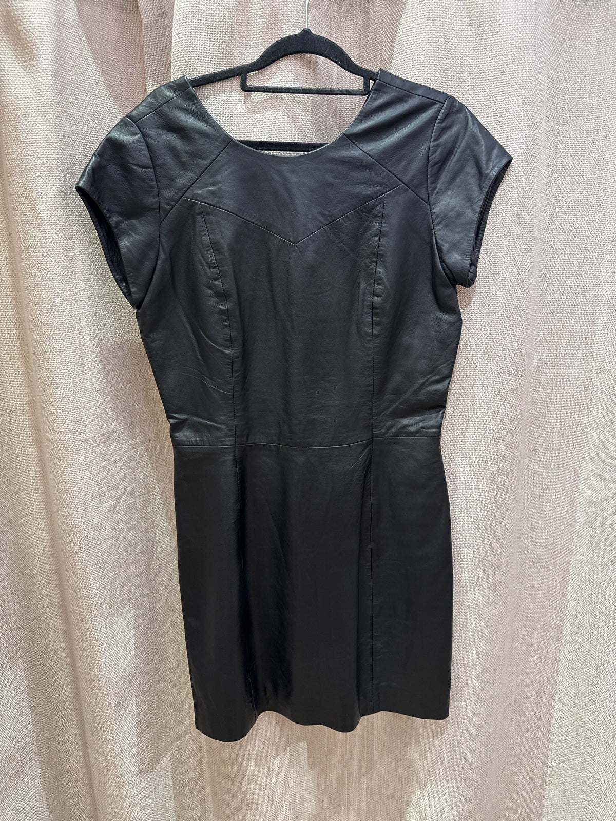 Robe noire en cuir I.Code taille 36
