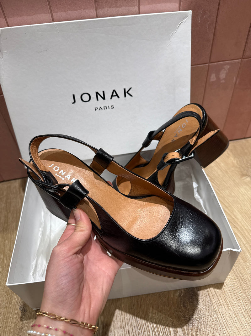 Sandales noires Jonak T.37