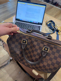 Sac speedy damier ébène Louis Vuitton taille 30
