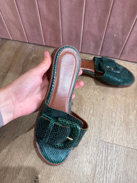 Mules vertes T.37 10/06