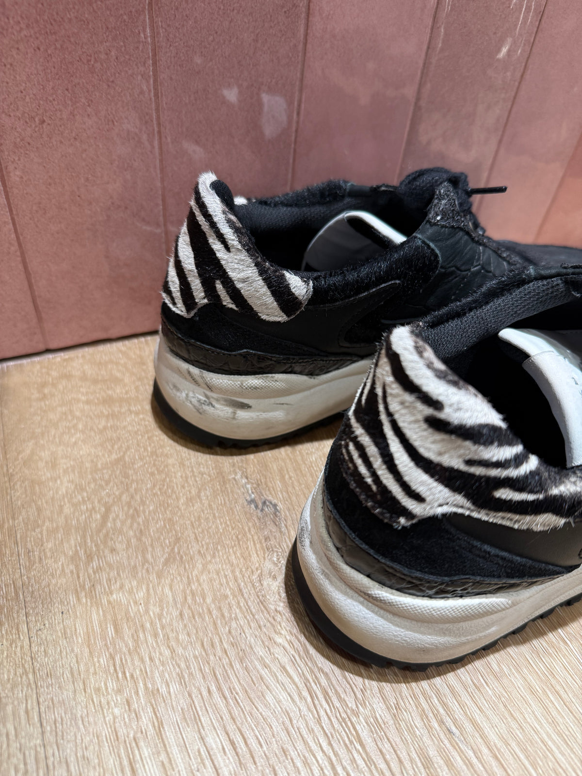 Baskets Noires brillantes IKKS T.39