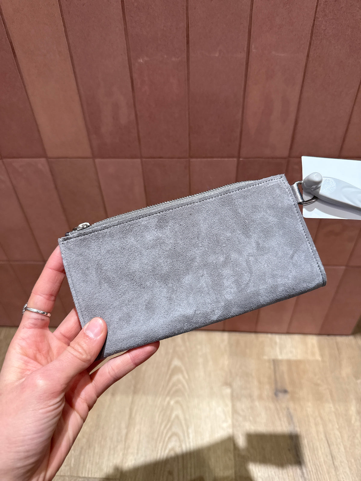 Pochette taupe en daim Longchamp