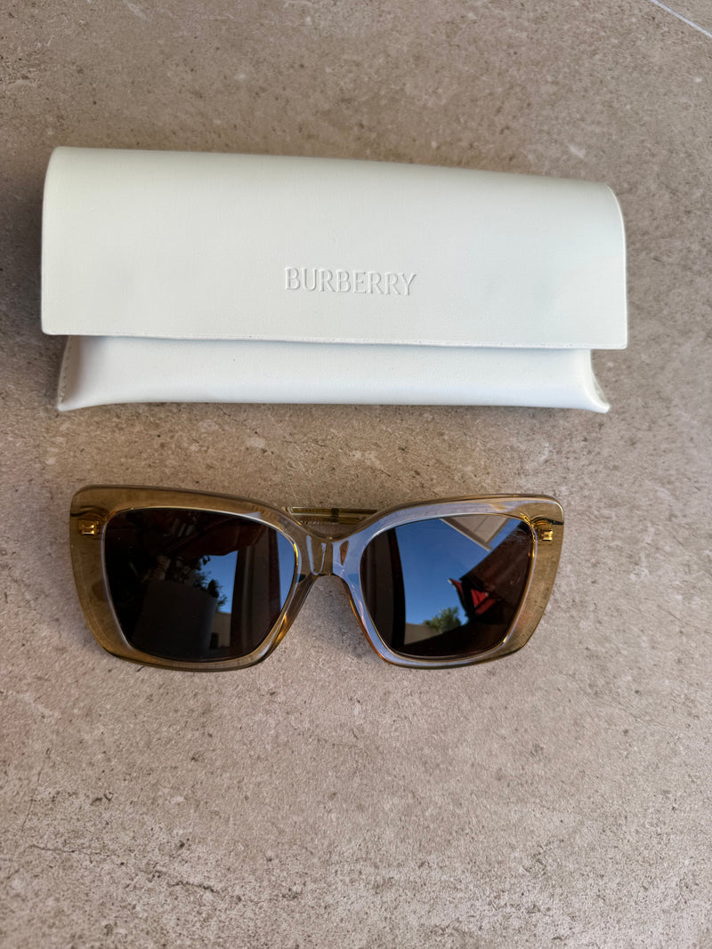 Lunettes Burberry 03/08