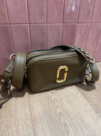 Sac Marc Jacob en cuir kaki 24/07