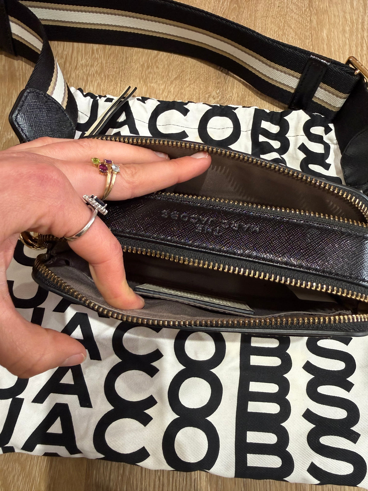 Sac Marc Jacobs beige noir