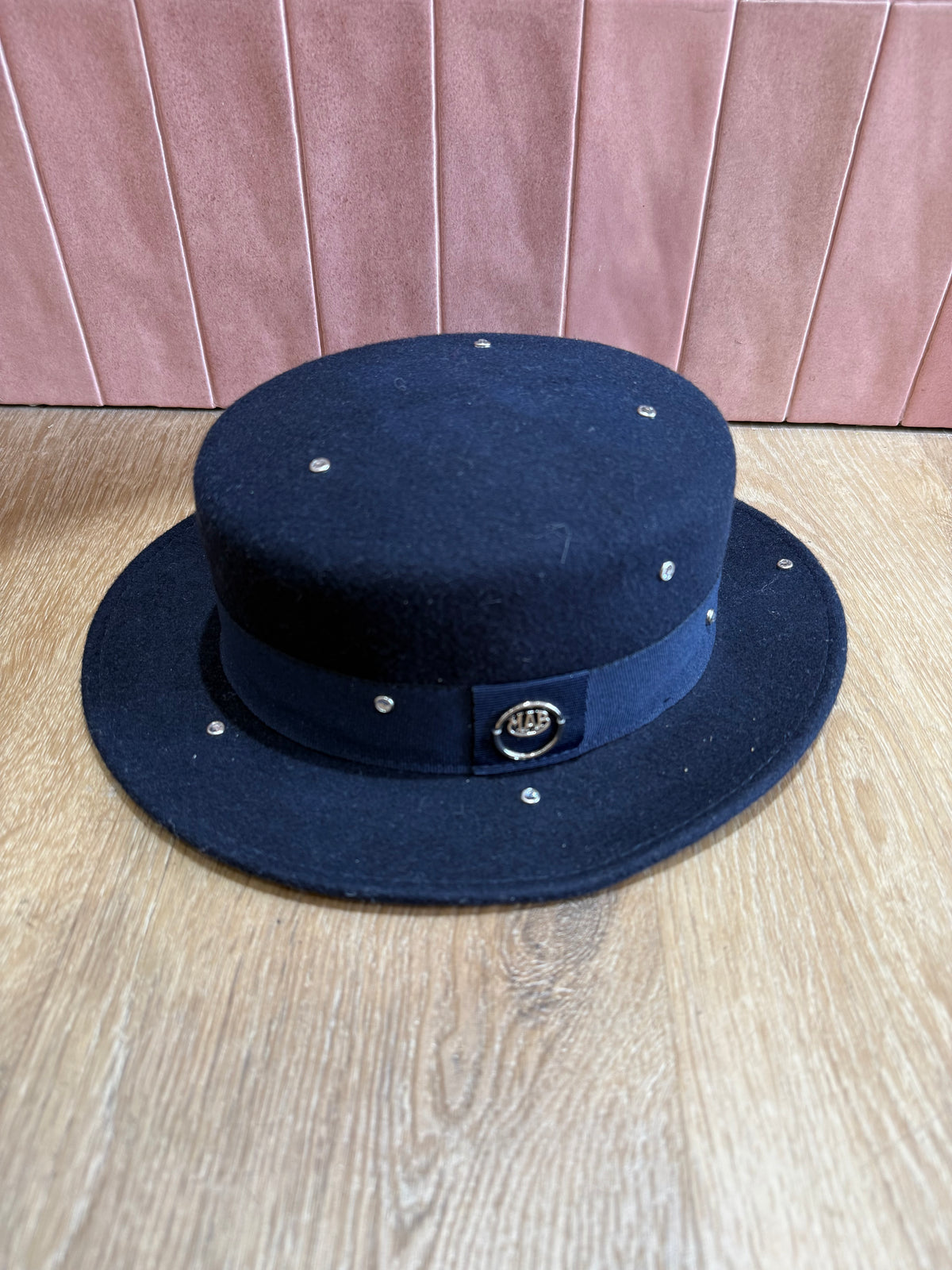 Chapeau en laine 06/06