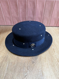 Chapeau en laine 06/06