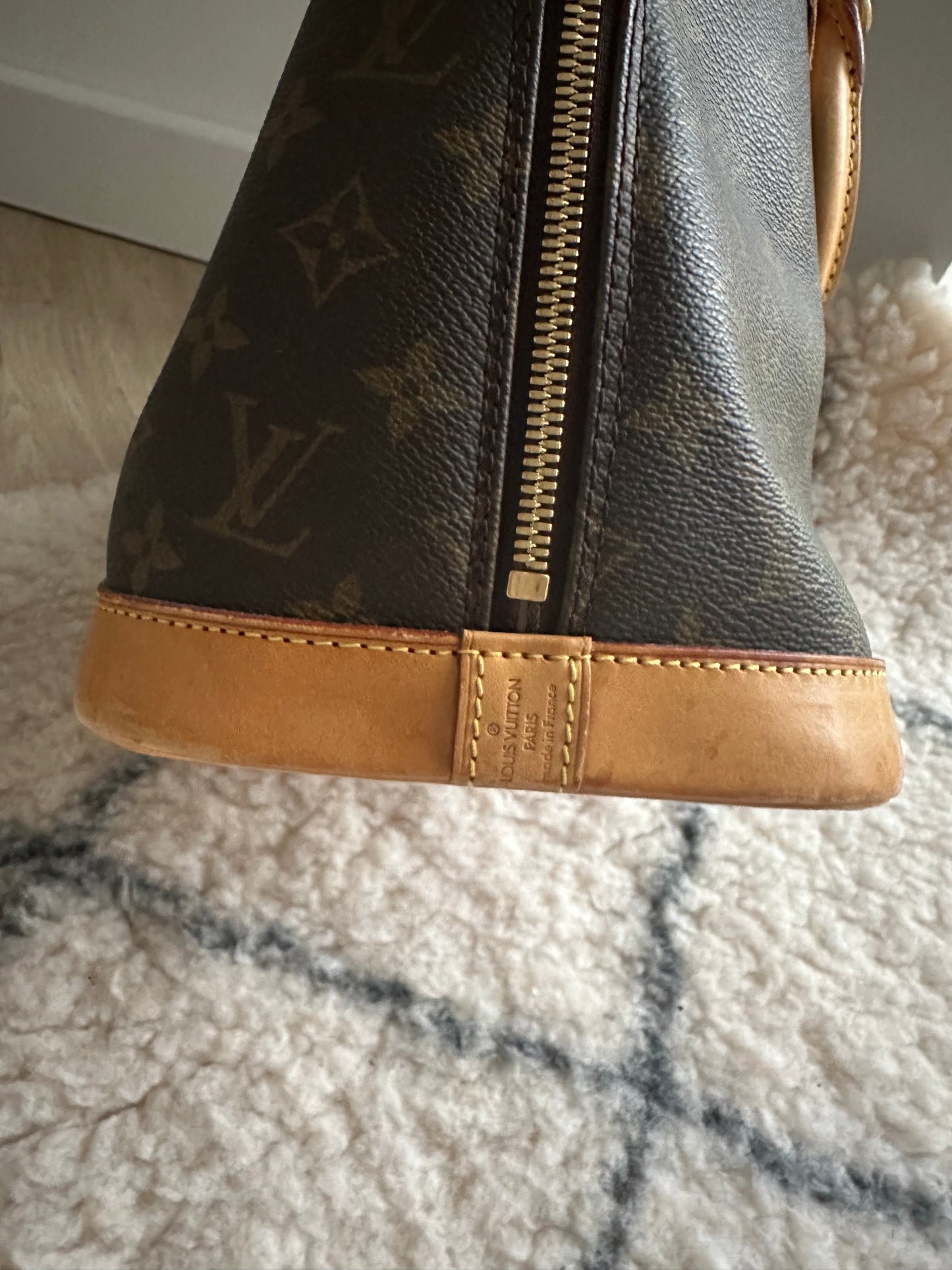 Sac Louis Vuitton modèle Alma