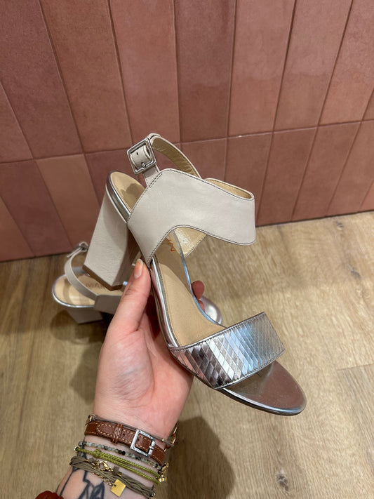 Sandales à talons JB Martin Taille 39