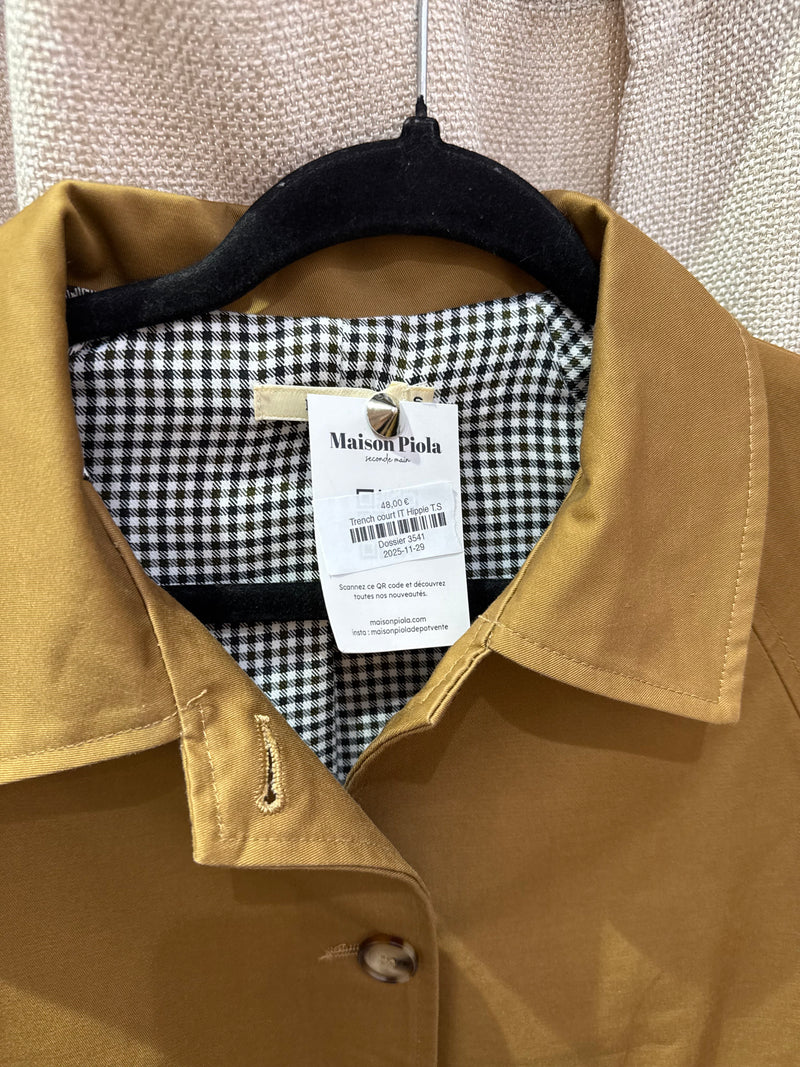 Trench court IT Hippie T.S