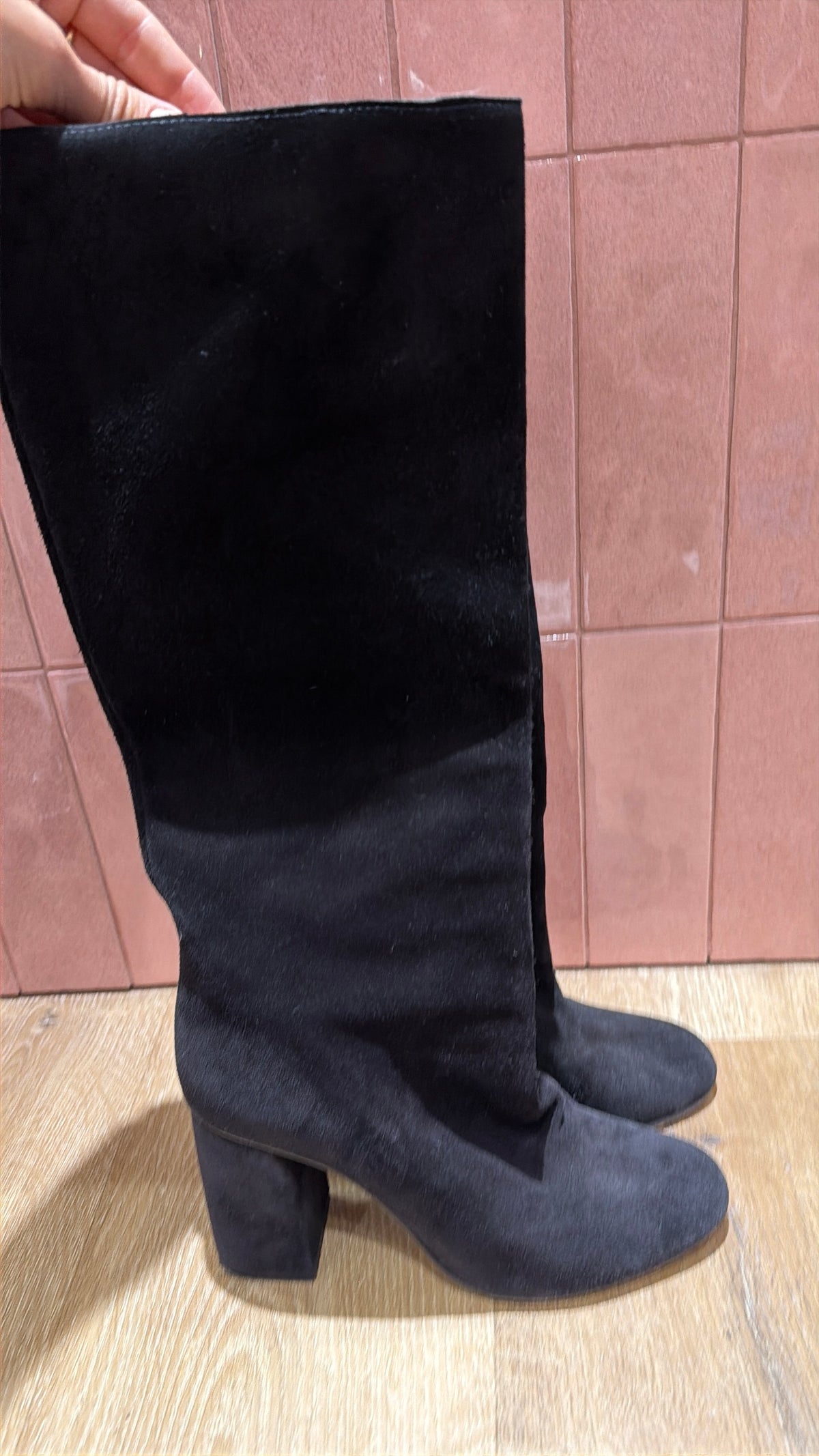 Bottes noires en daim Red Valentino - T.36 15/09