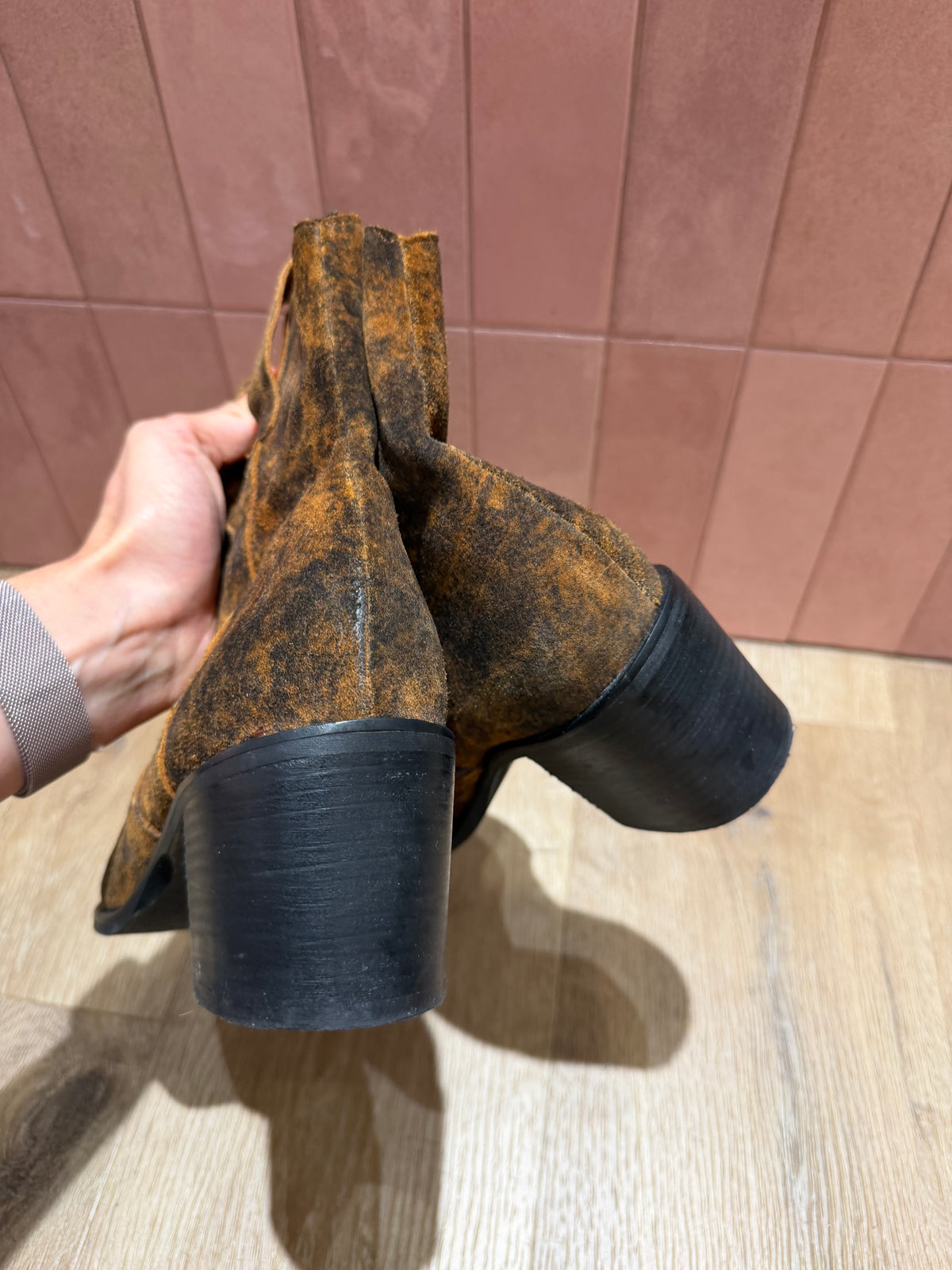 Bottines santiags camel et noires semerjen T.39 14/10