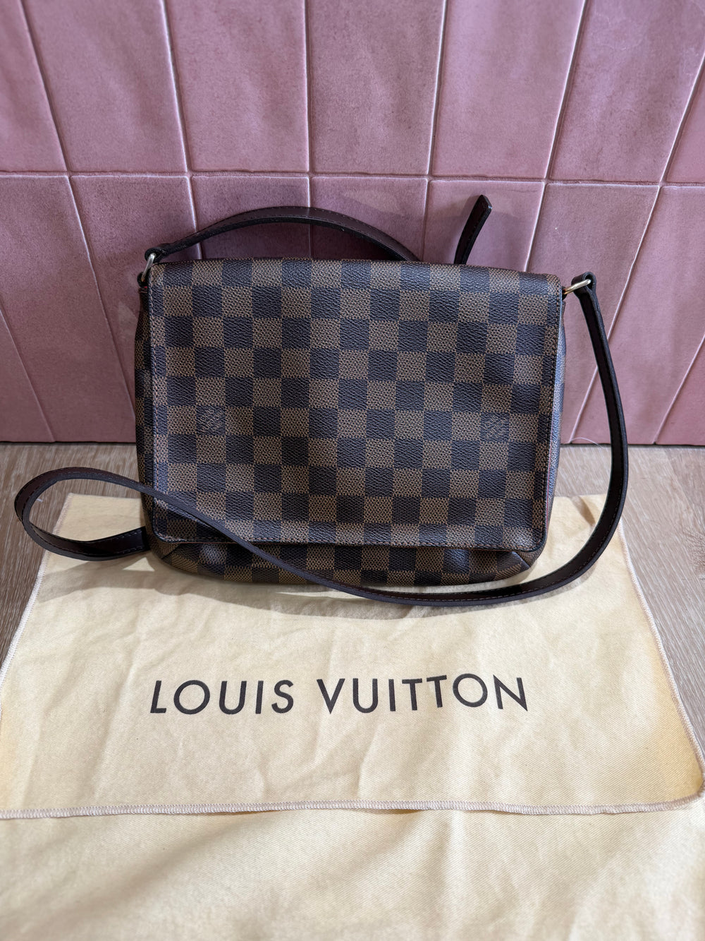 Sac Louis Vuitton damier ébène tango