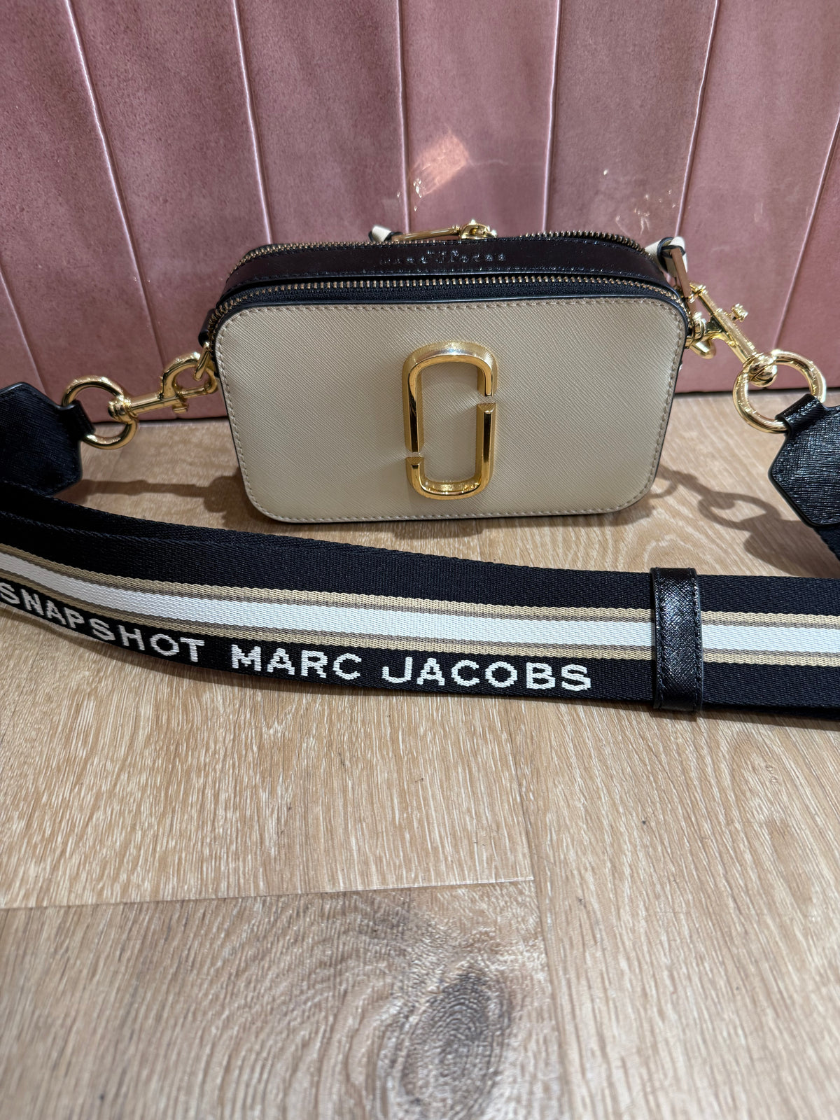 Sac Marc Jacobs beige noir