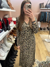 Robe IKKS longue beige léopard T.36