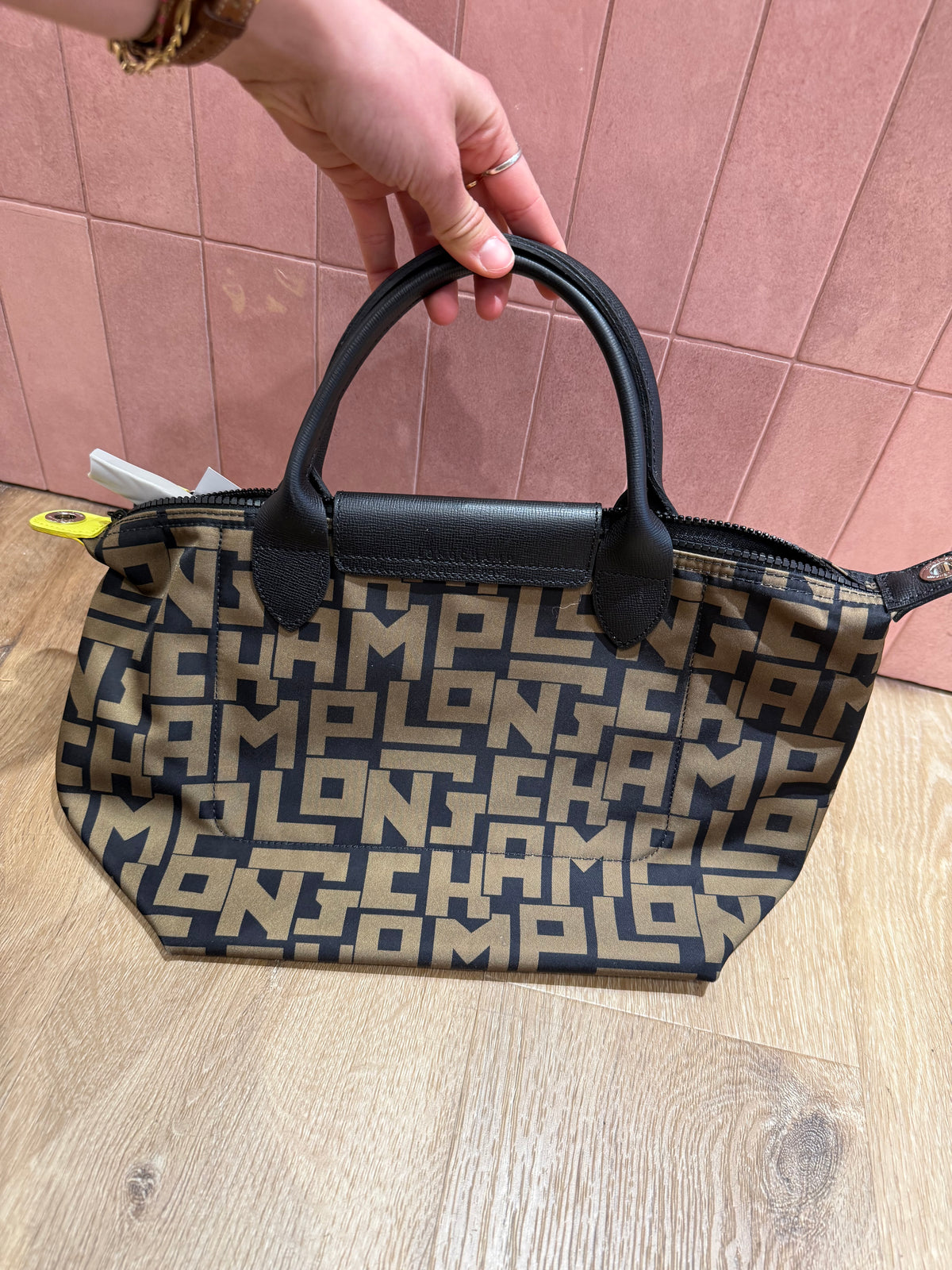 Sac Longchamp kaki noir pliage