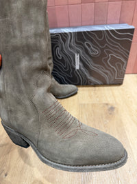 Bottes grises / L’Embargo T.37 16/10