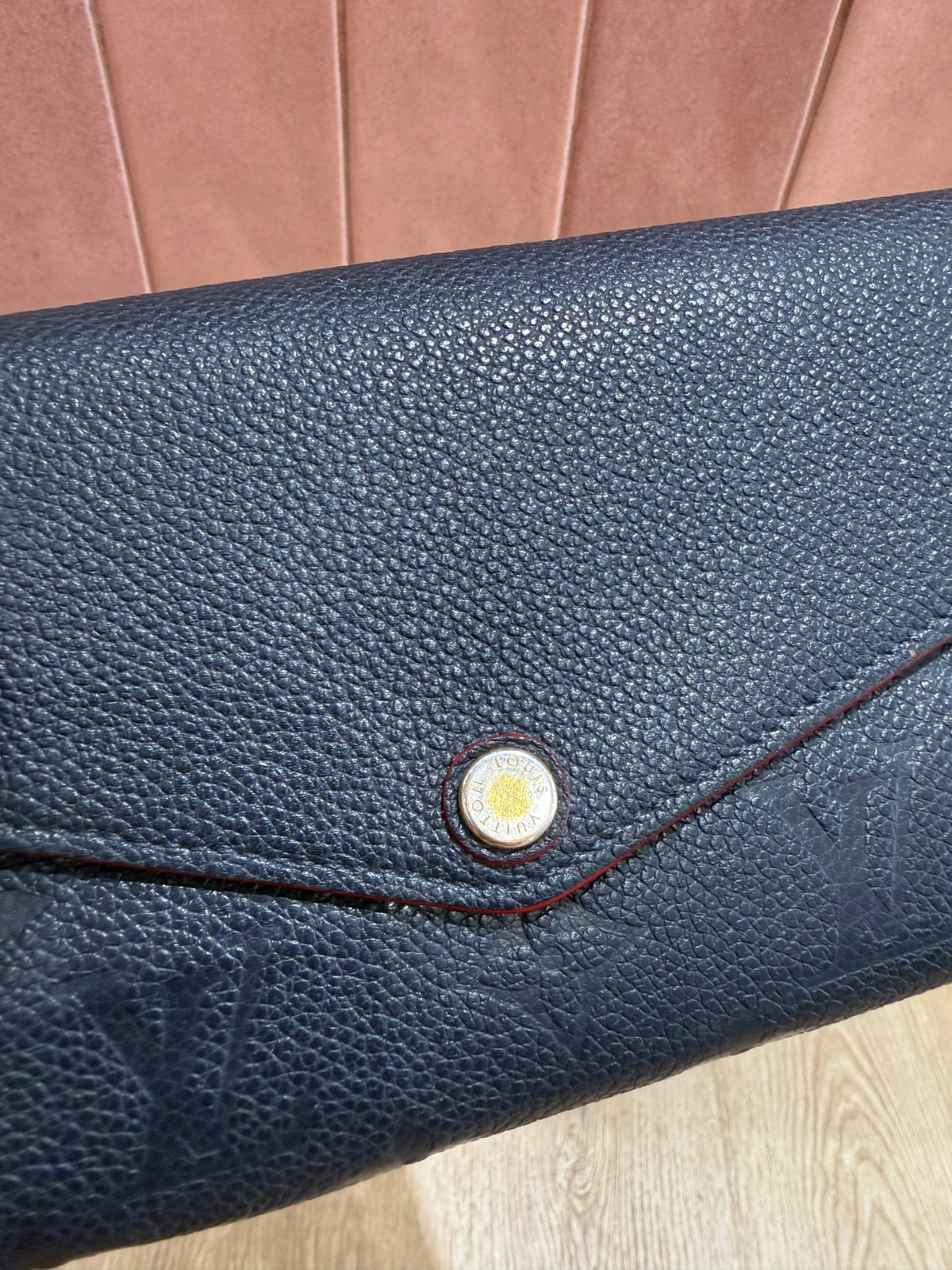 Porte-feuille louis Vuitton bleu marine 20/07