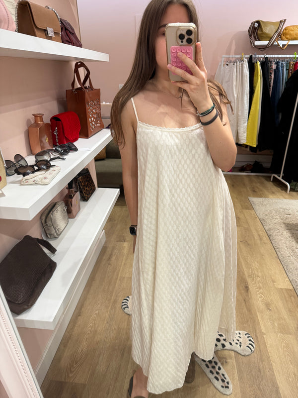 Robe blanche bretelles Rhum Raisin T.M convient à une taille XL 12/07