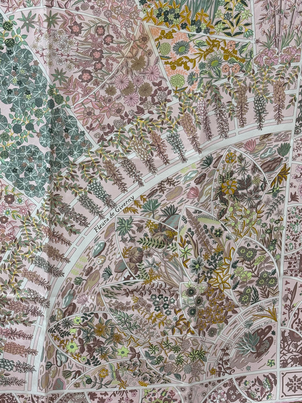 Foulard Hermès fleurs de giverny +boite