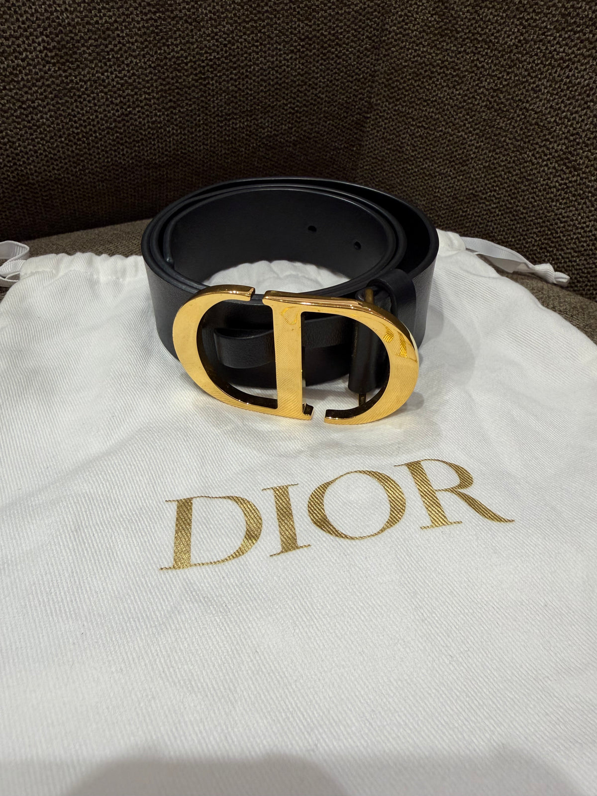 Ceinture noire Dior, bijouterie dorée T.70 cm 21/09