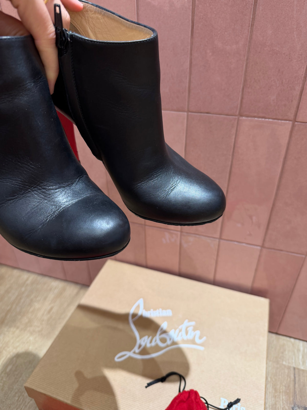 Bottines à talons Louboutin T.37 29/09