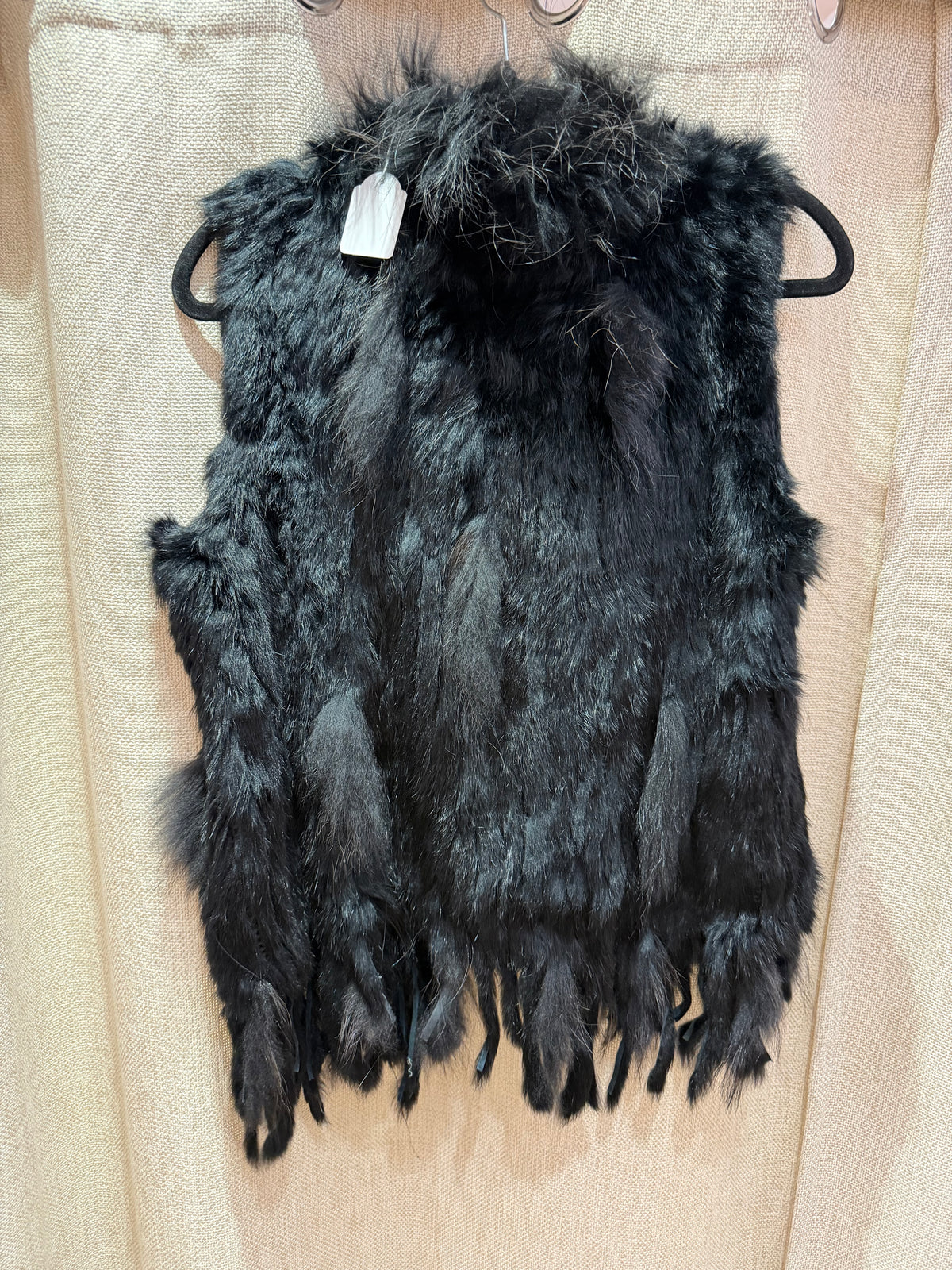 Fourrure sans manches noire lapin T.S 08/09