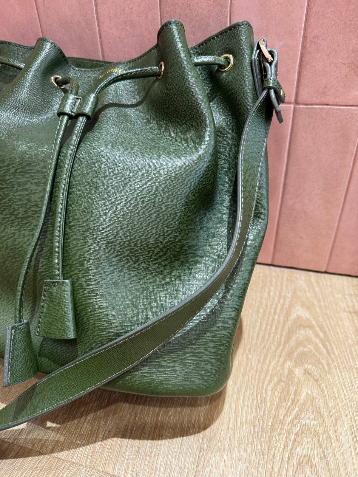 Mac Douglas Sac Vert cuir 12/07