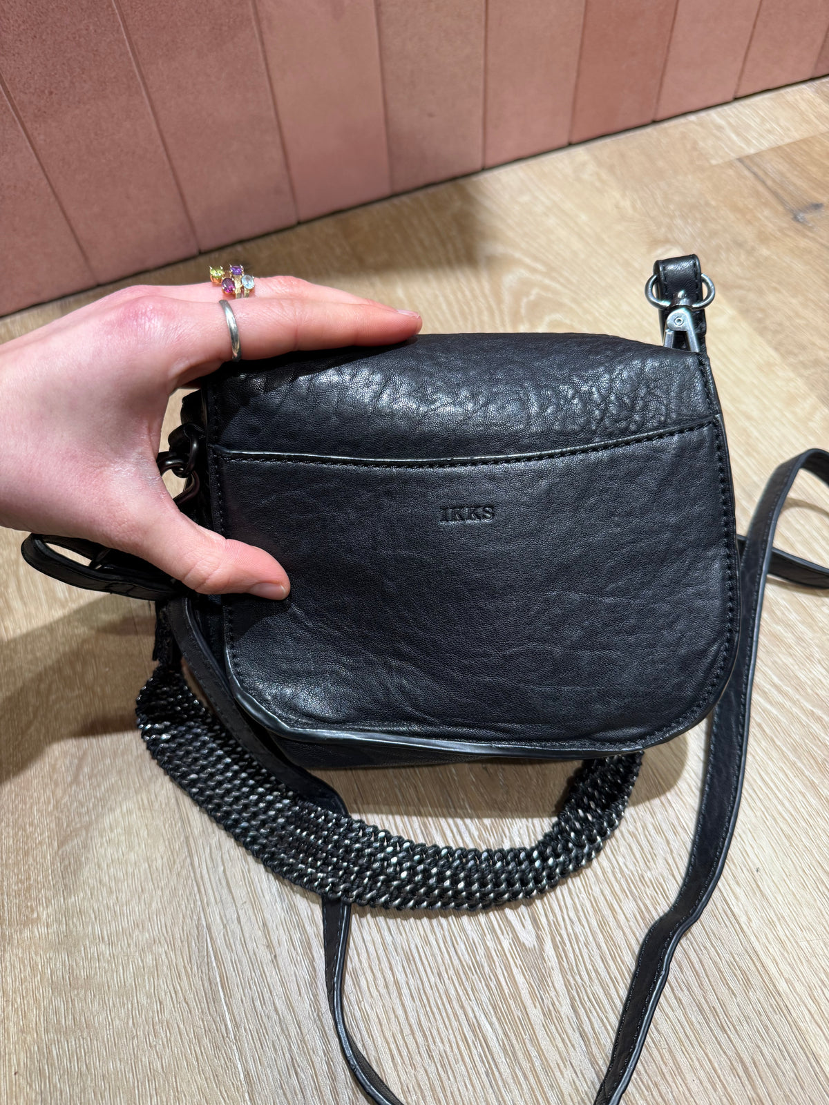 Sac noir en bandoulière ikks