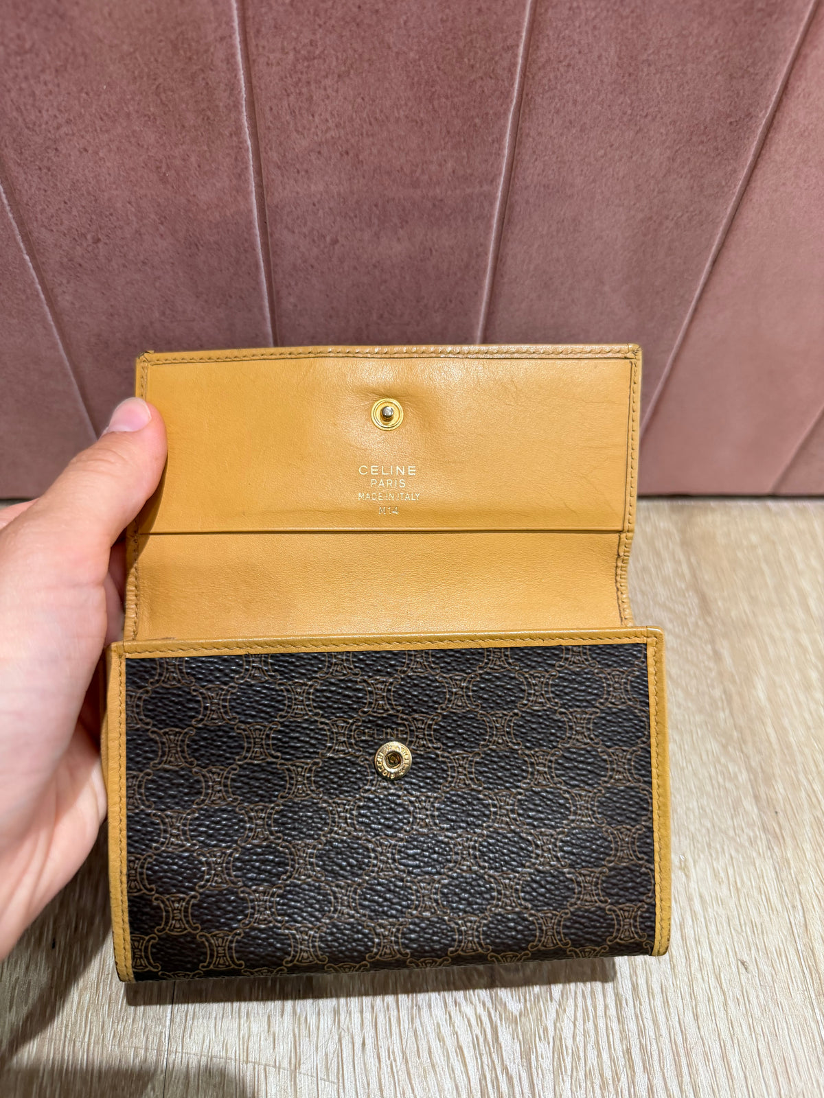 Porte-feuille Céline monogramme 08/08