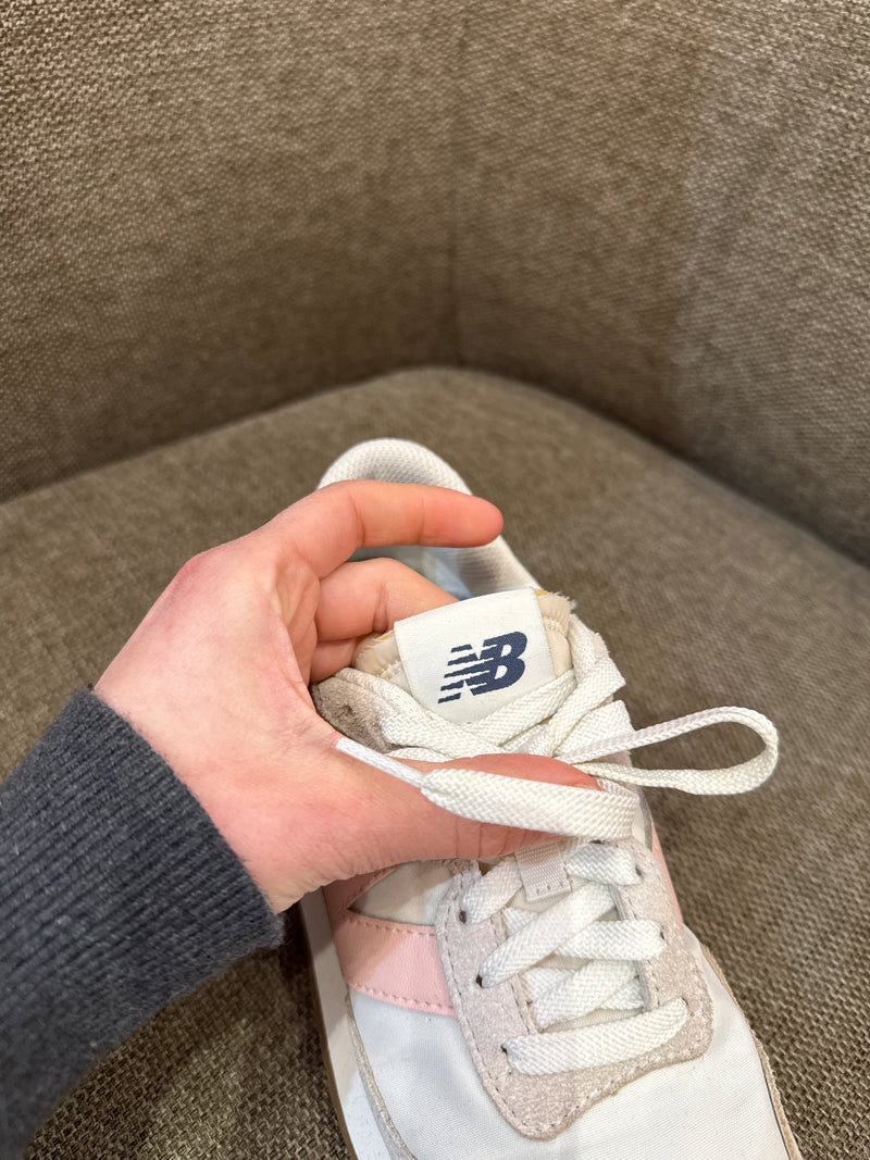 Baskets beige et rose New Balance 38