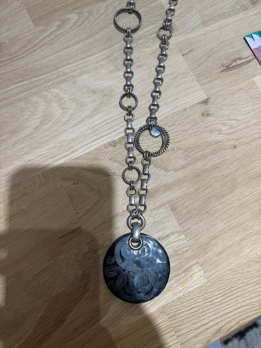 Collier gas
