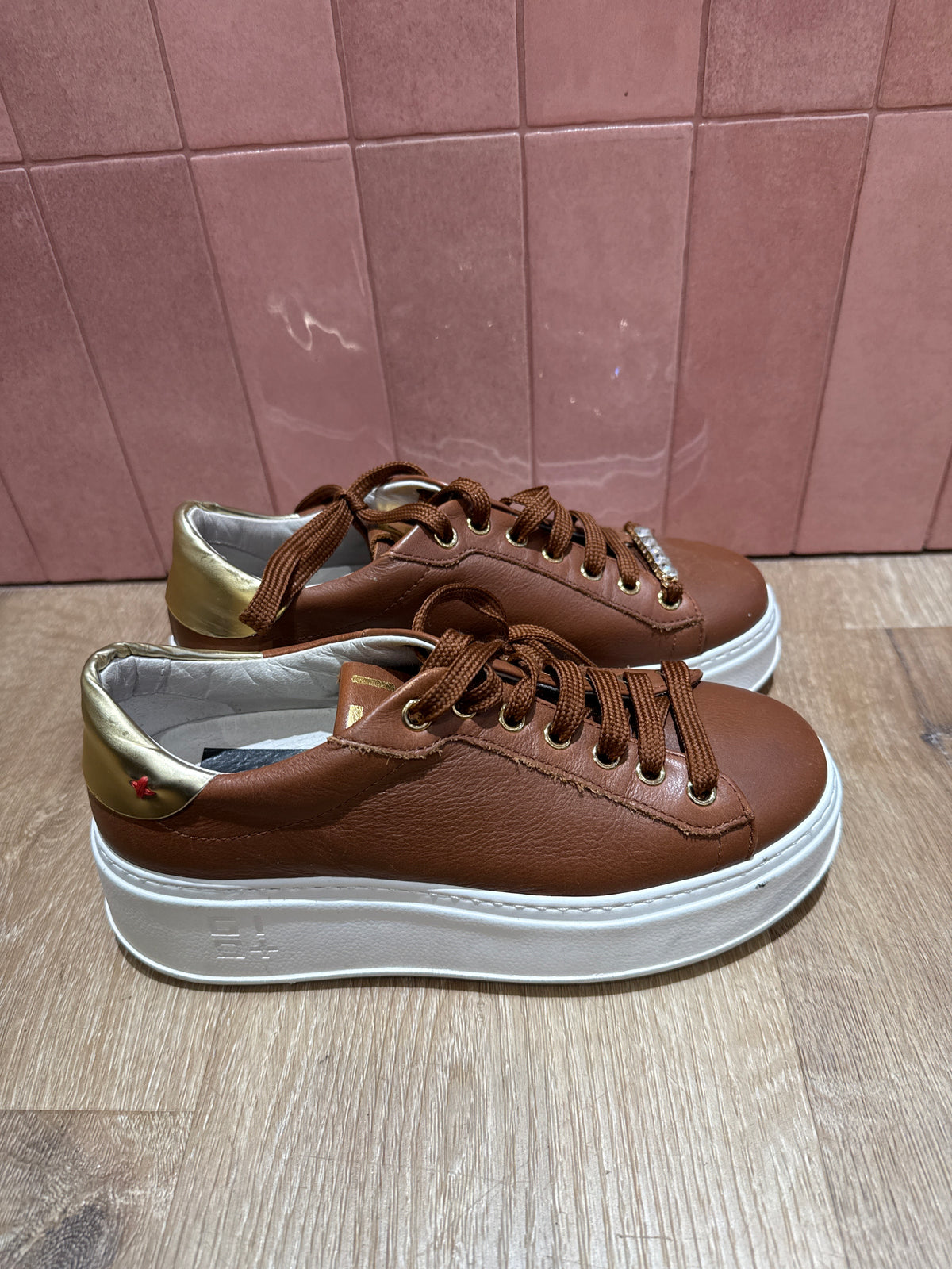Baskets marron GIO+ T.36