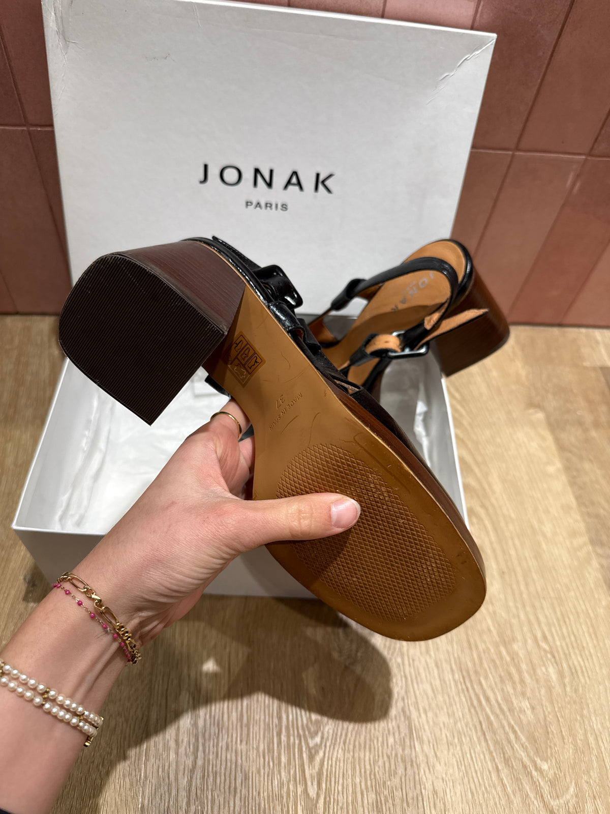 Sandales noires Jonak T.37