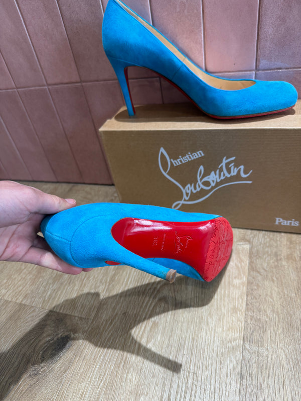 Escarpins Louboutin T.38,5 vente privée
