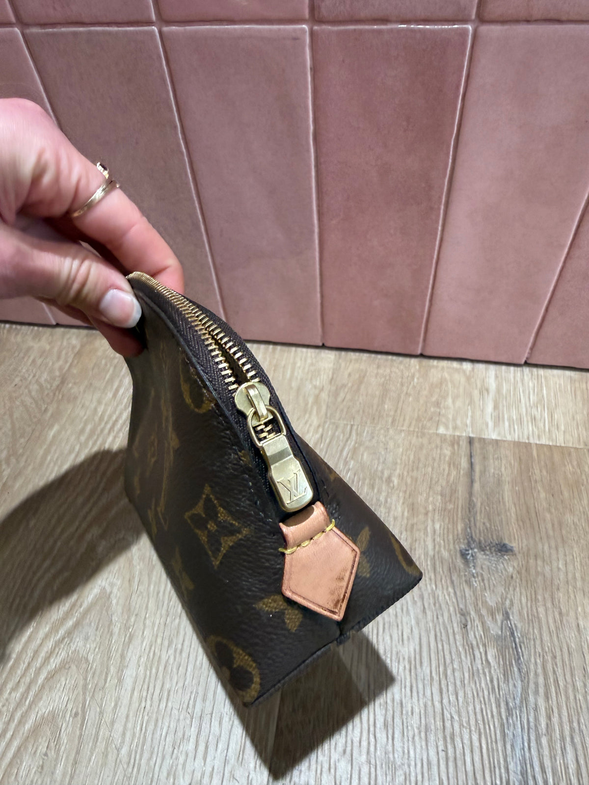 Pochette Louis Vuitton monogramme