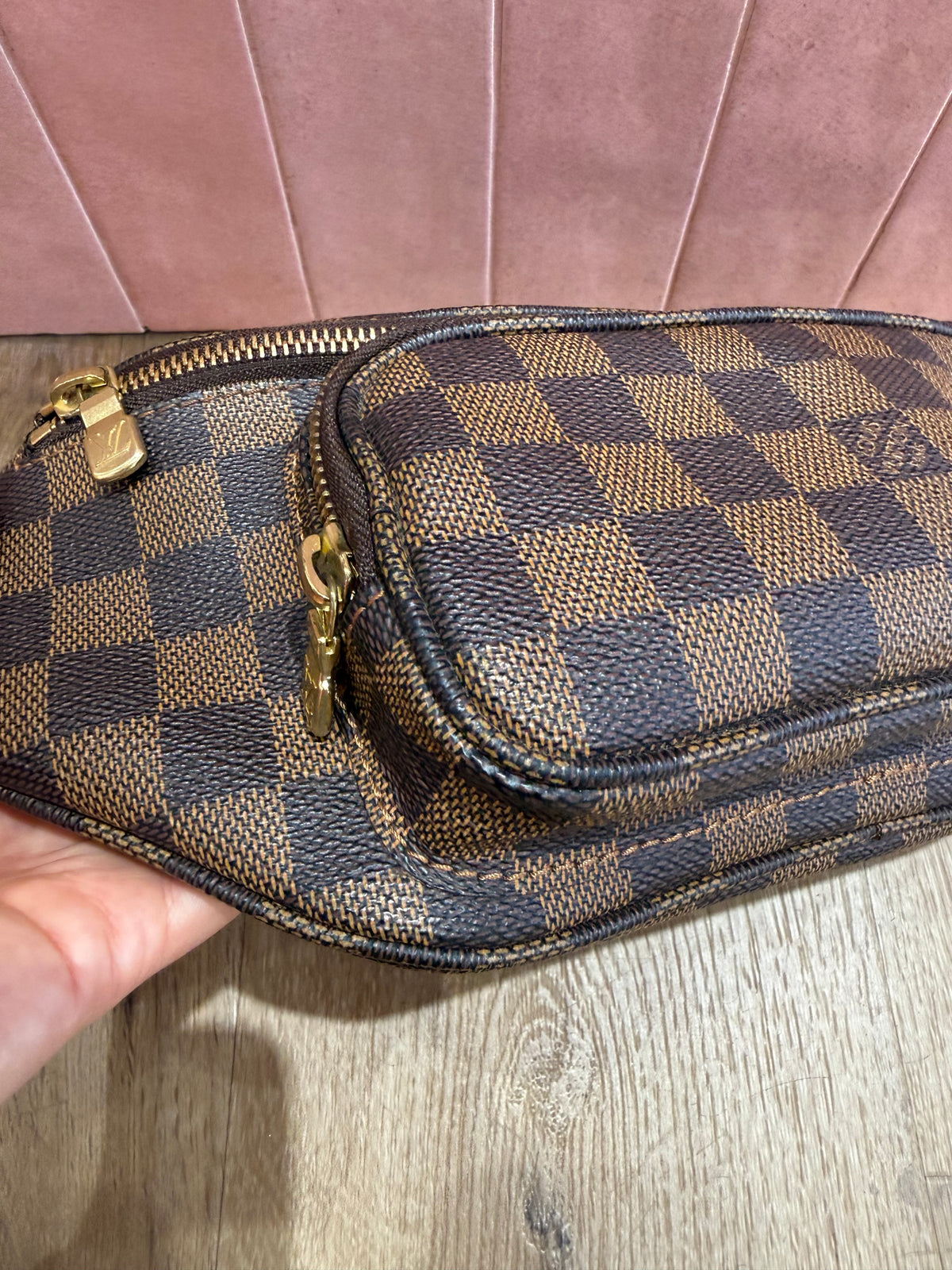 Banane sac Louis Vuitton damier Ébène 20/07