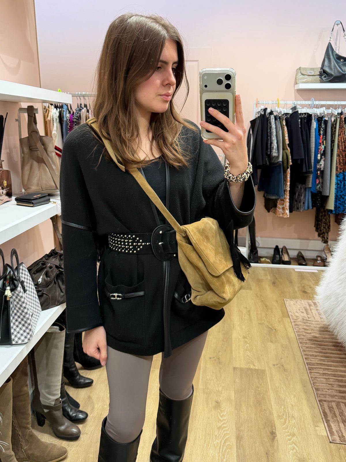 Sac bandoulière en daim beige ikks 23/10