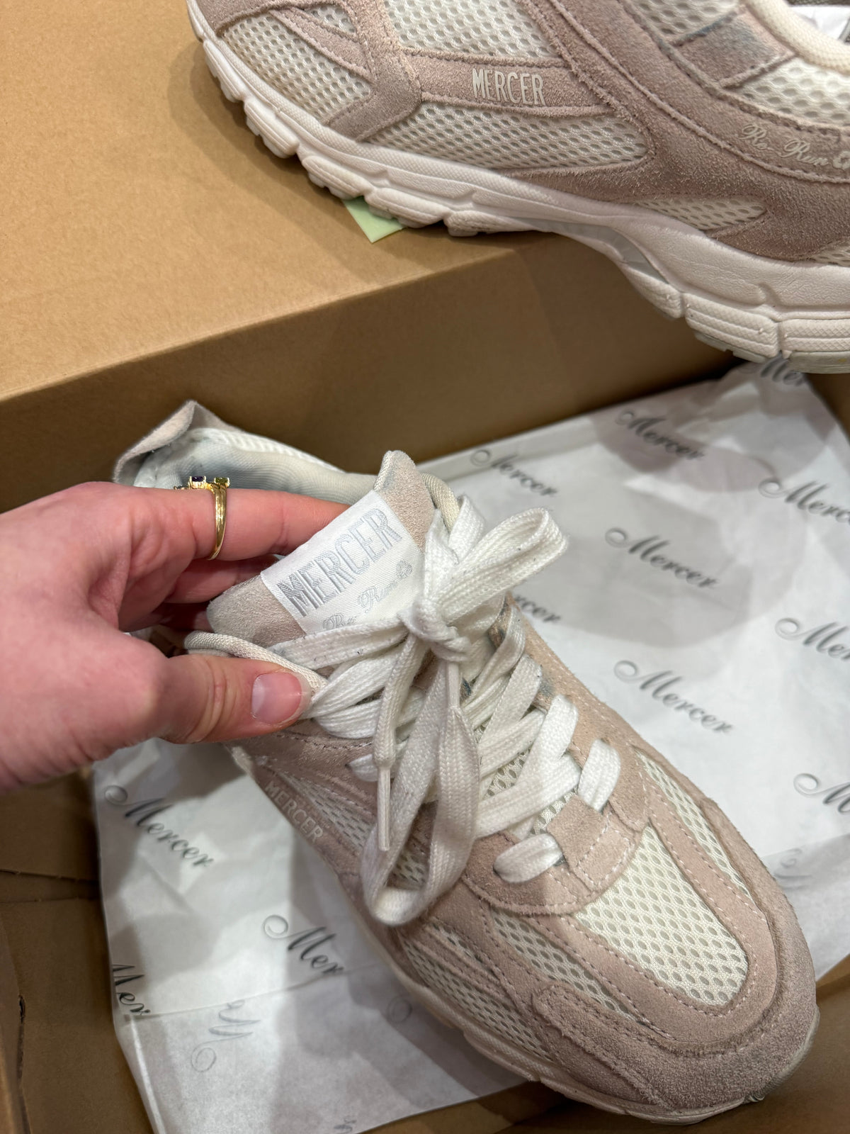 Baskets blanches et roses Mercer T.39