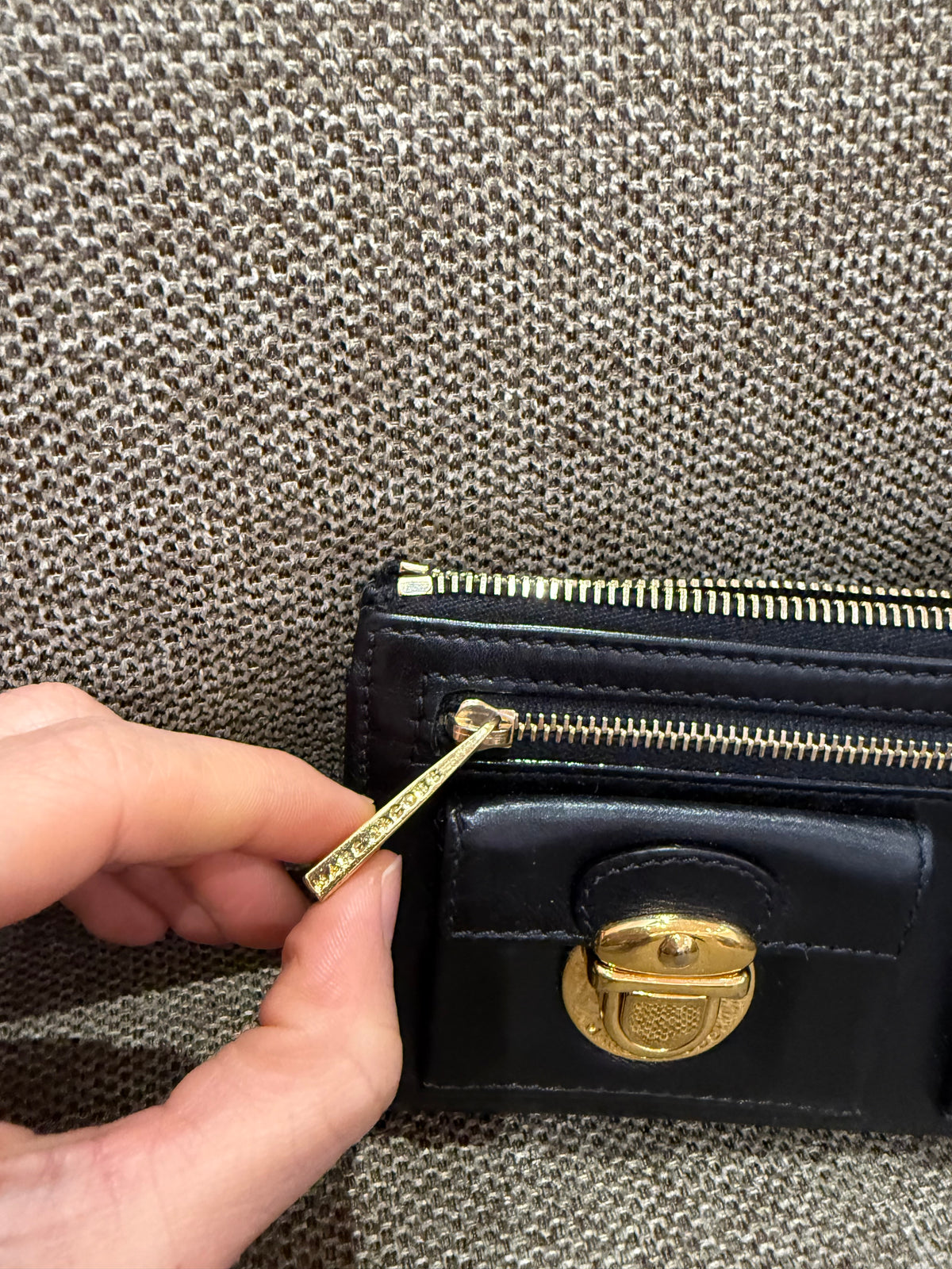 Porte-monnaie Marc Jacobs Noir détail doré T.TU
