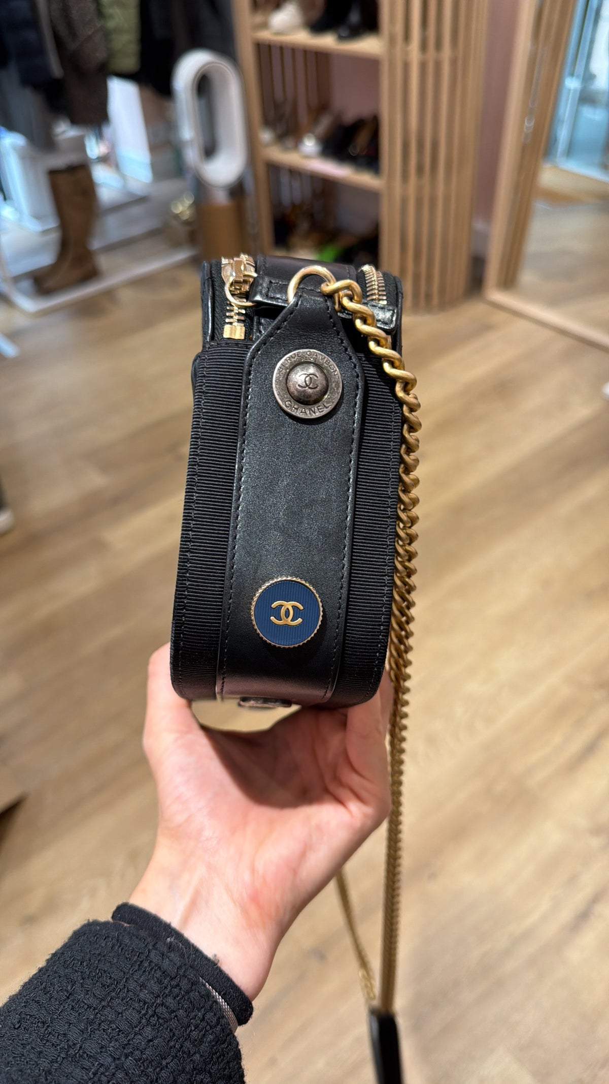 Sac caméra Chanel noir
