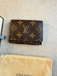 Porte-cartes Louis Vuitton 13/08