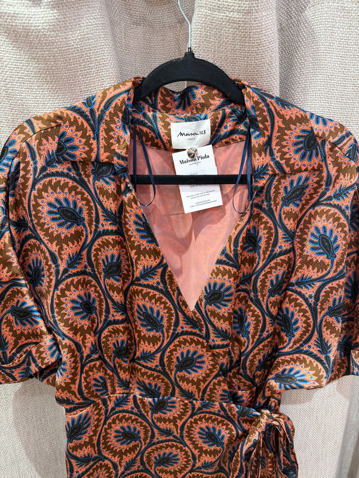 Robe rose et bleue Maison 123