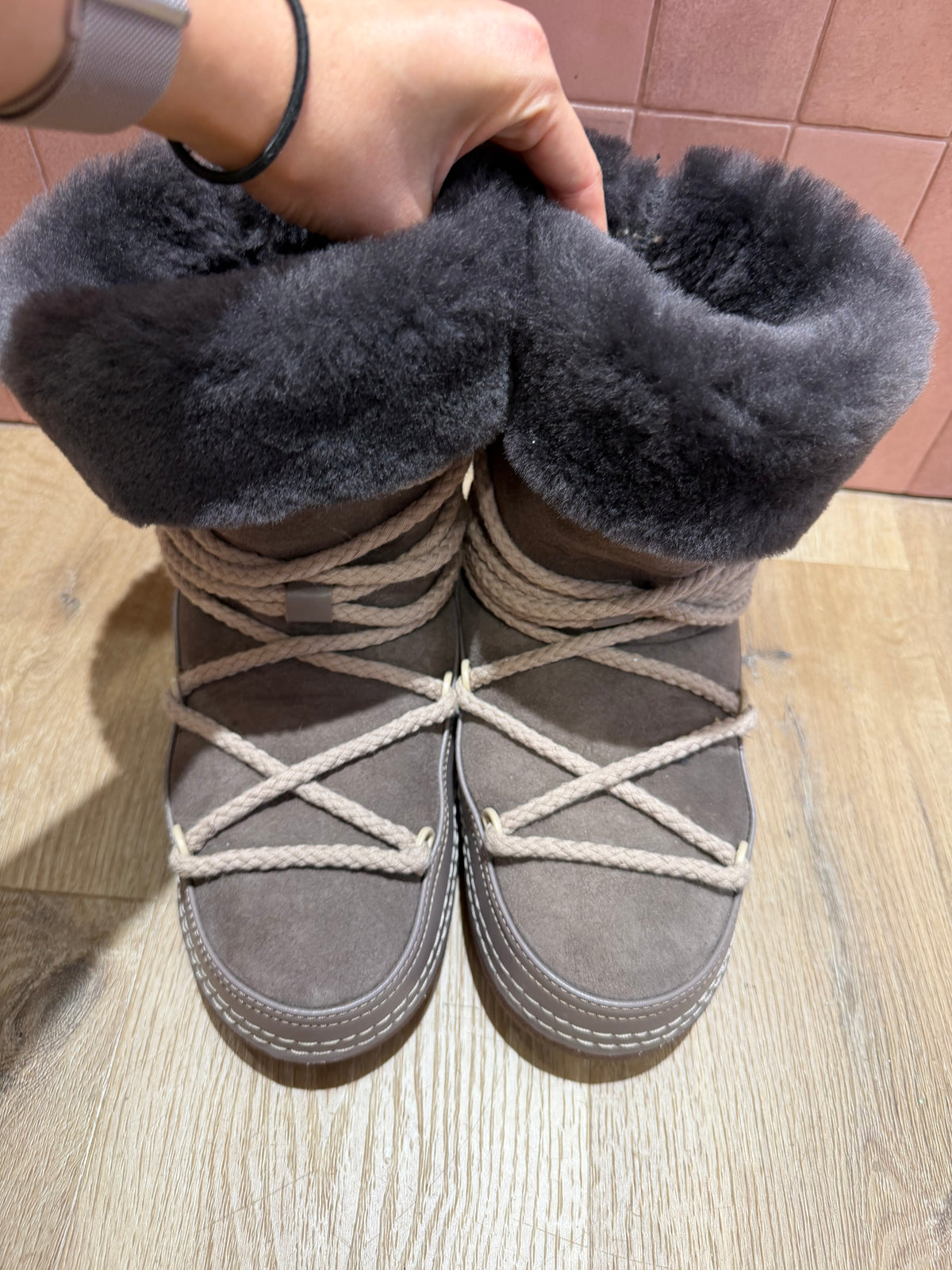 Bottines taupe Inuikii T.38 28/08
