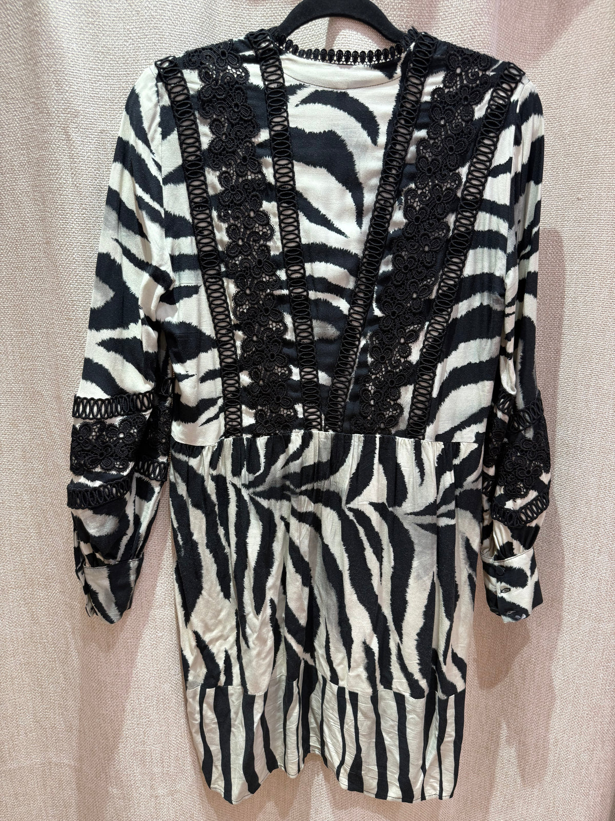 Robe noir et gris Indies T.M